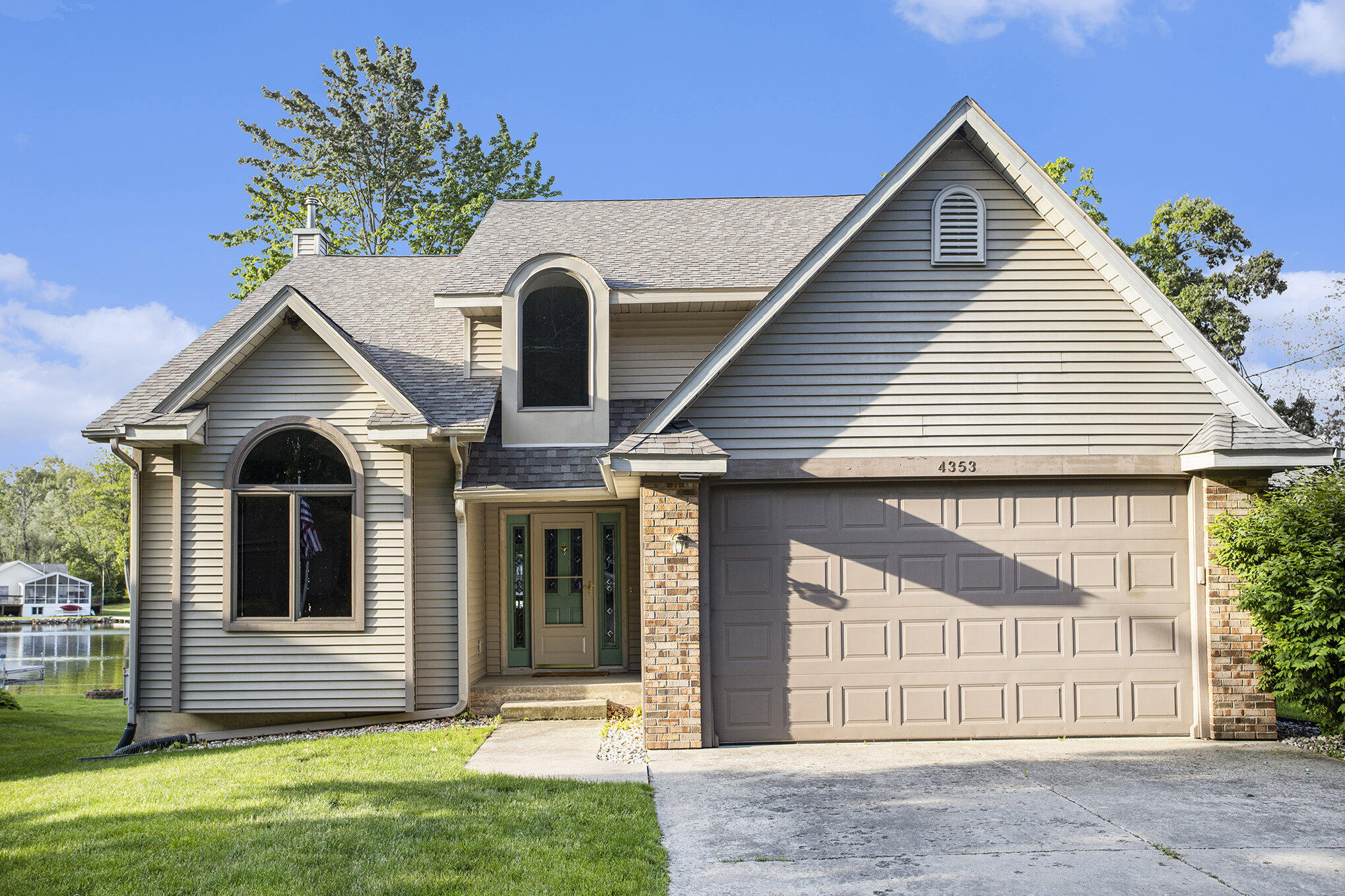 4353 Reynolds Road Delton, MI 49046 - Photo 2 of 53 002_90a8160_0