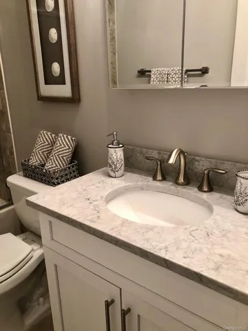 $3,345 | 425 Newbridge Road, Unit 30, East Meadow, NY 11554