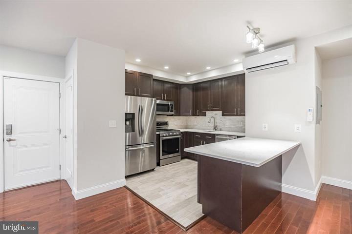 2130 Locust Street, Unit A2 Philadelphia, PA 19103 - Photo 2 of 15