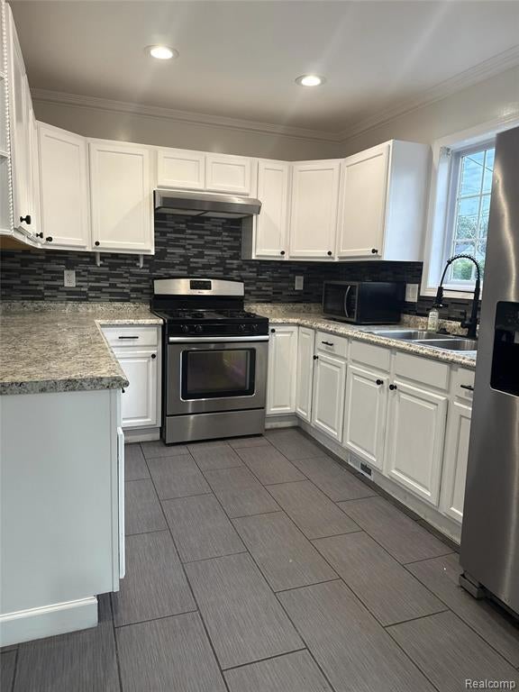 3262 Harding Street Dearborn, MI 48124 - Photo 3 of 17 Gallery Image 3