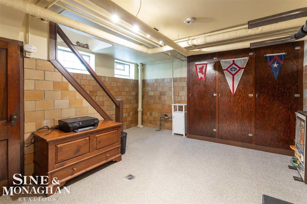 274 Moran Road Grosse Pointe, MI 48236 - Photo 33 of 44 50059922-32.JPG