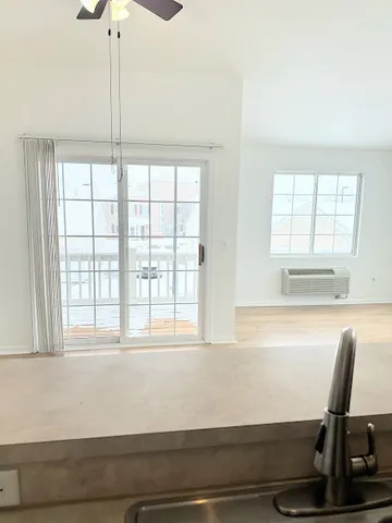 $2,000 | 138 Bertram Drive, Unit M, Yorkville, IL 60560