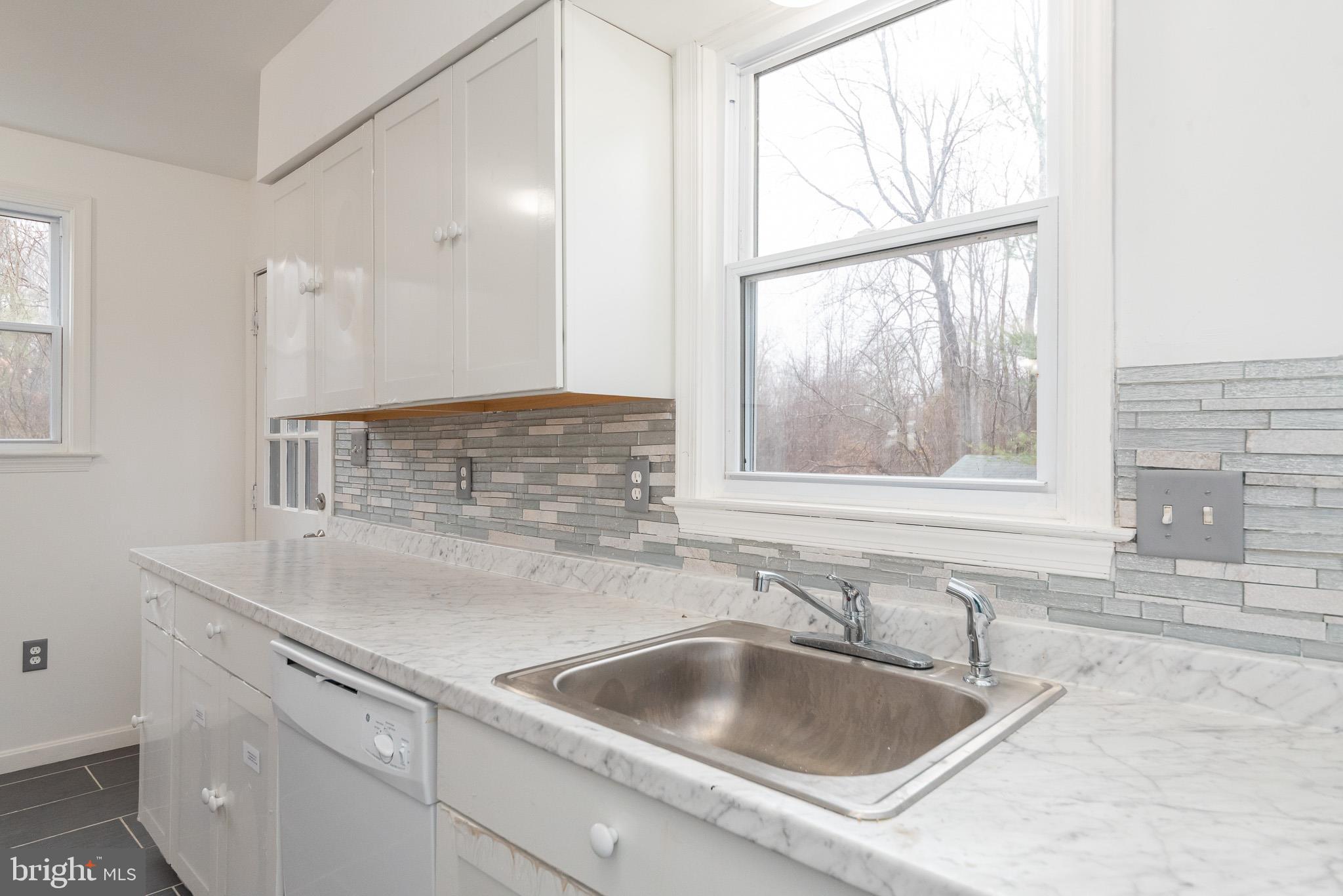 616 Trimble Road Joppa, MD 21085 - Photo 8 of 28 Gallery Image 8