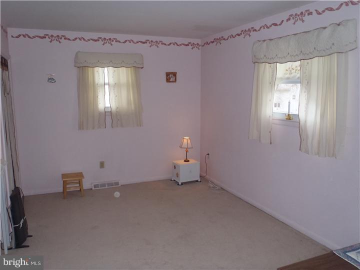 1018 Howard Road Warminster, PA 18974 - Photo 23 of 25 Gallery Image 23