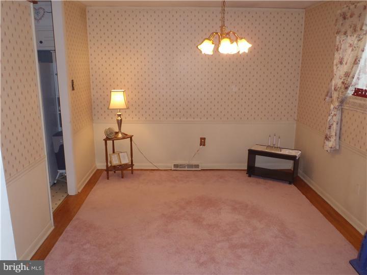 1018 Howard Road Warminster, PA 18974 - Photo 7 of 25 Dining Room