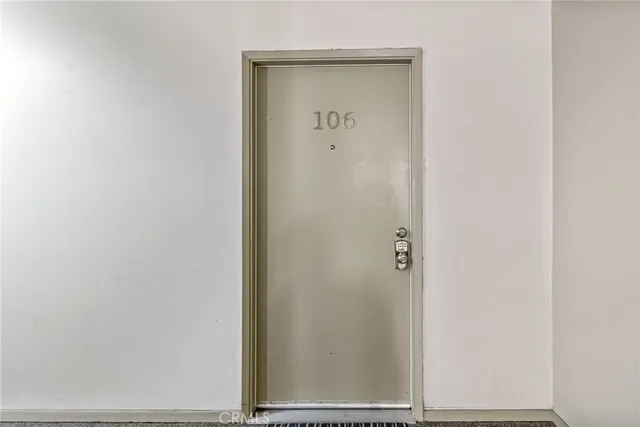 $580,000 | 601 East Orange Grove Avenue, Unit 106, Burbank, CA 91501