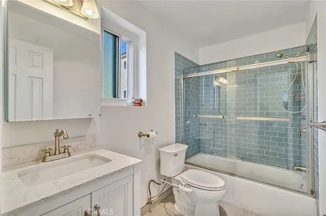 $580,000 | 601 East Orange Grove Avenue, Unit 106, Burbank, CA 91501