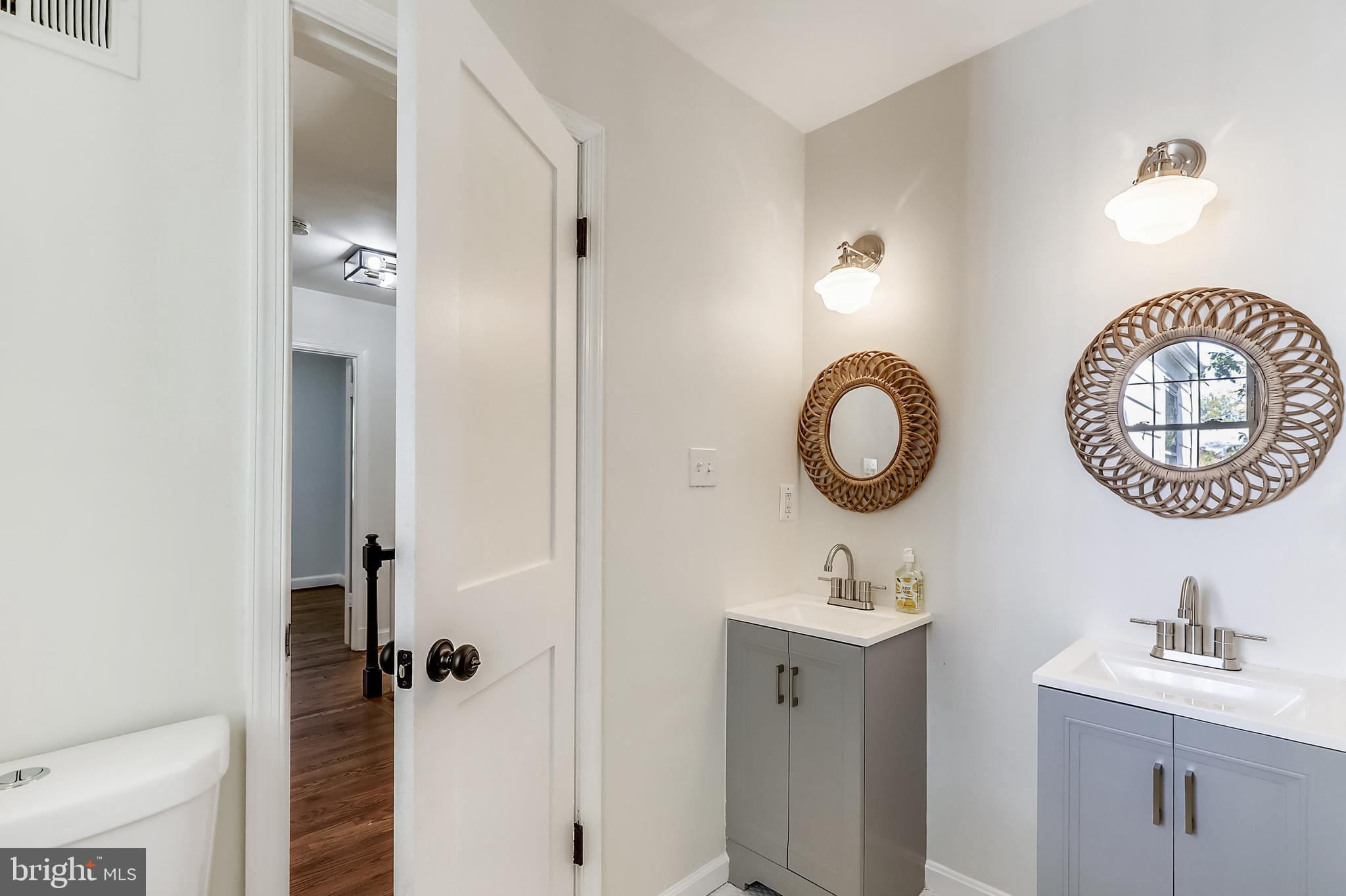 303 Penwood Road Silver Spring, MD 20901 - Photo 28 of 44 Two Vanities