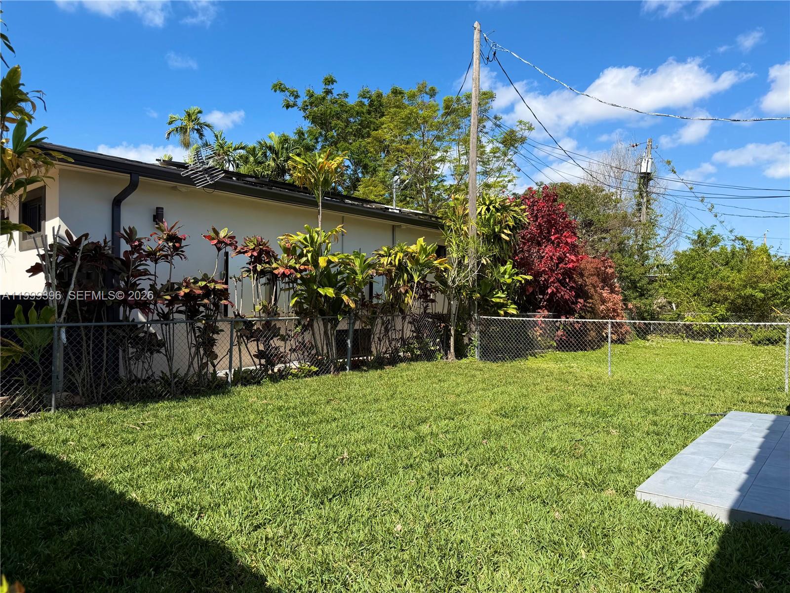 3250 Southwest 72nd Court Miami, FL 33155 - Photo 15 of 53