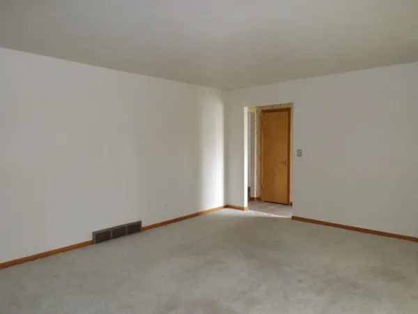 $199,900 | 1006 Selmi Lane, Rock Falls, IL 61071