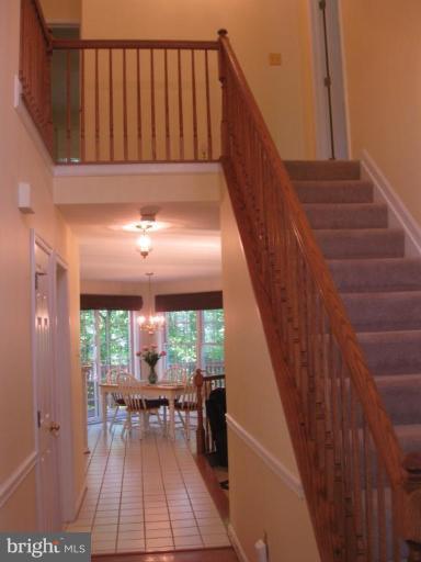 10 Little River Road Laurel, MD 20724 - Photo 3 of 17 Entrance / Foyer