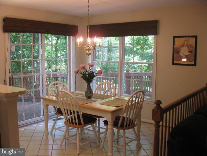 10 Little River Road Laurel, MD 20724 - Photo 5 of 17 Breakfast Area