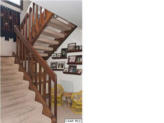 1747 Lambs Road Charlottesville, VA 22901 - Photo 15 of 24 a view of entryway
