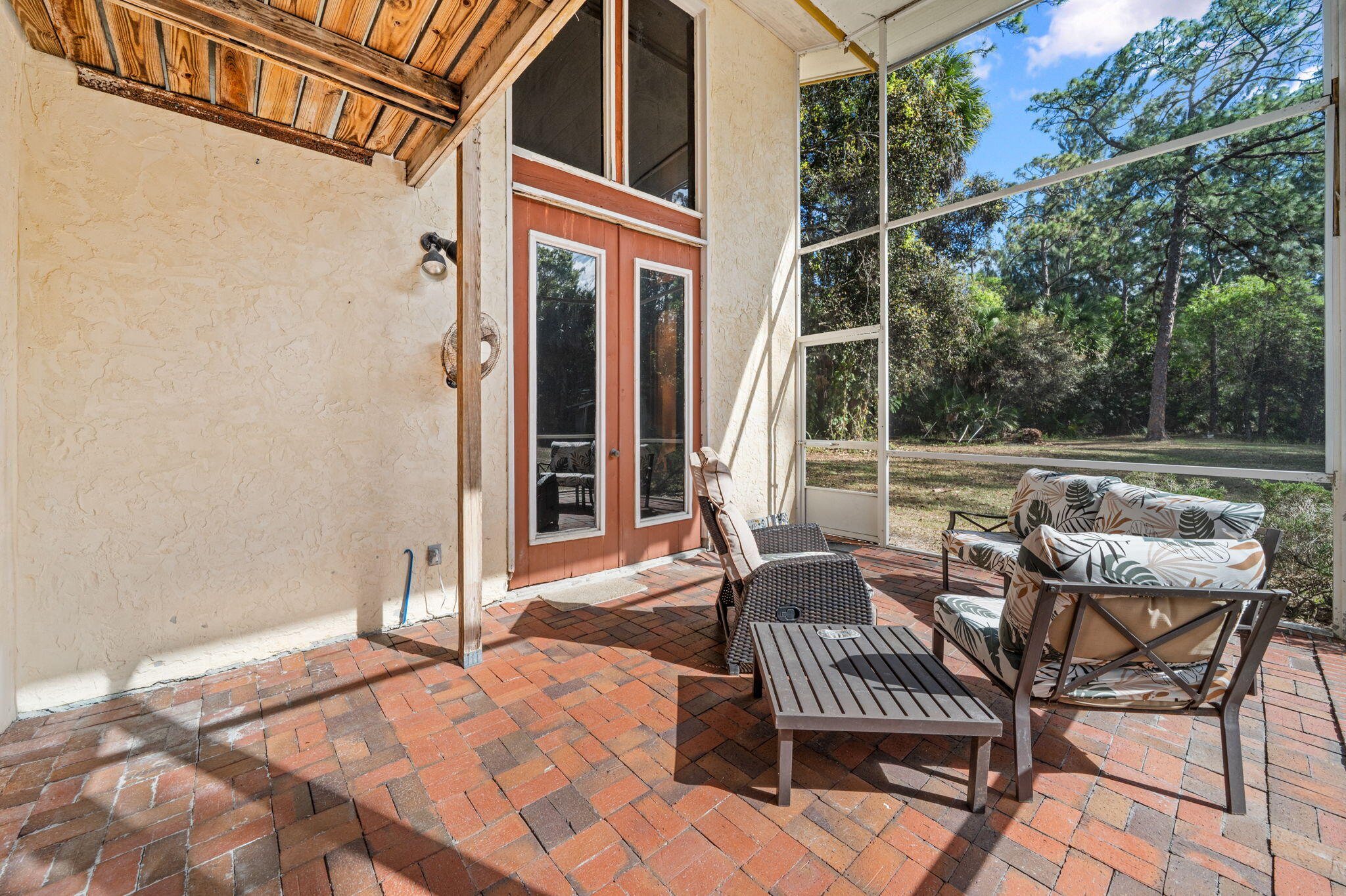 3056 D Road Loxahatchee Groves, FL 33470 - Photo 6 of 29 5-web-or-mls-DSC07687