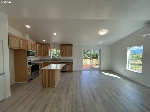 $489,000 | 6500 Weber Road, Tillamook, OR 97141