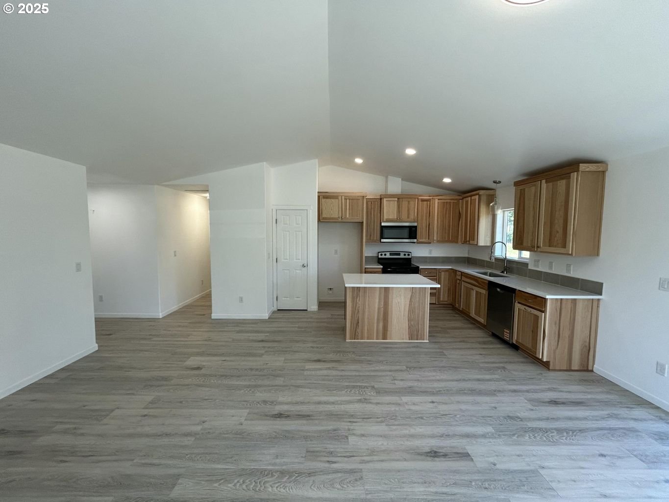 6500 Weber Road Tillamook, OR 97141 - Photo 5 of 48