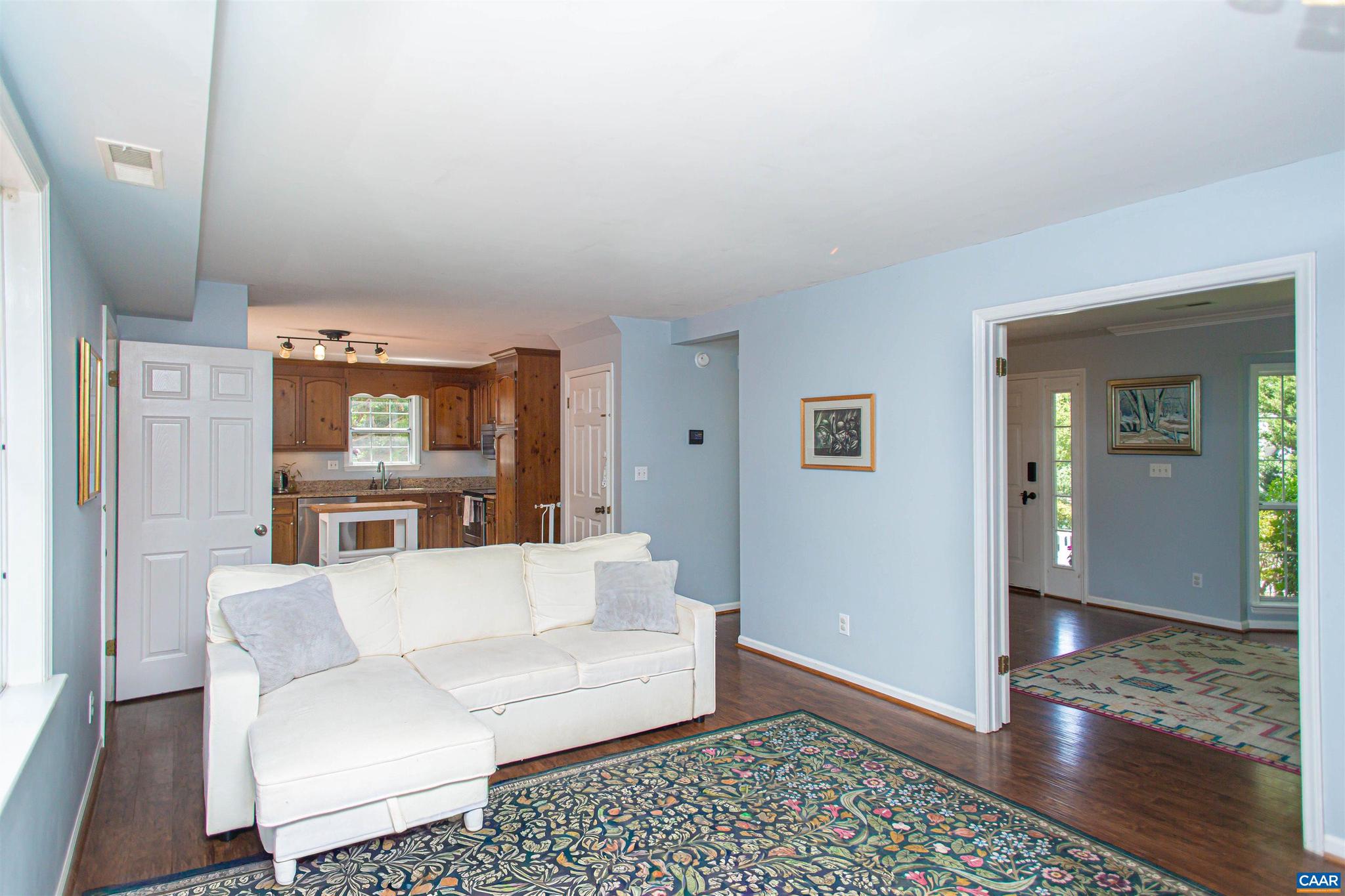2013 Locke Lane Charlottesville, VA 22911 - Photo 10 of 39