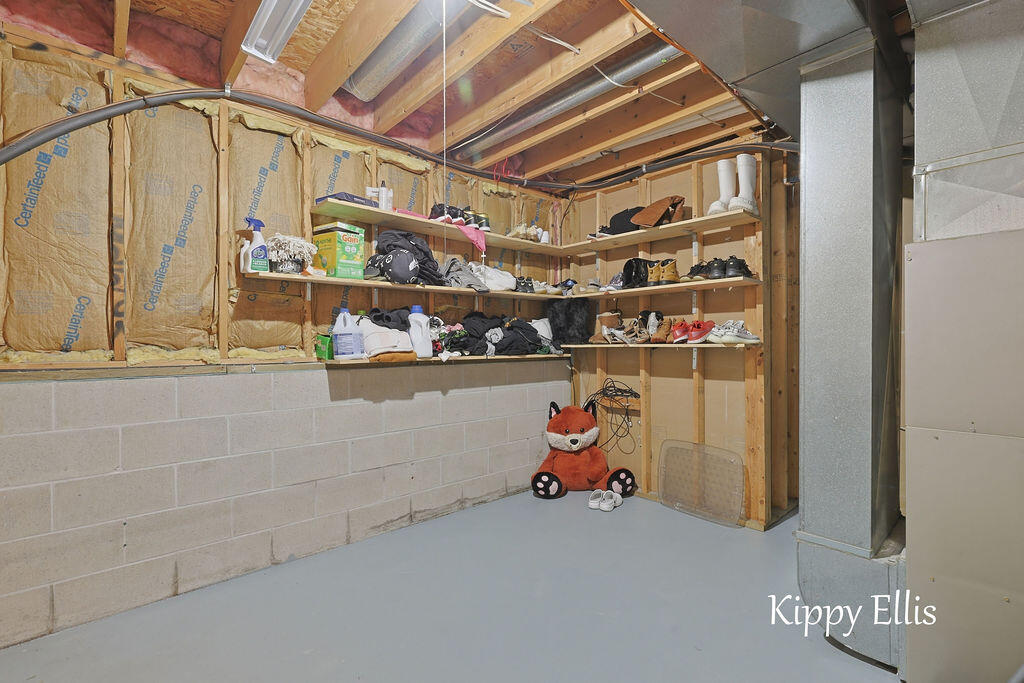 566 South Dangl Road Muskegon, MI 49442 - Photo 23 of 36 IMG_1177
