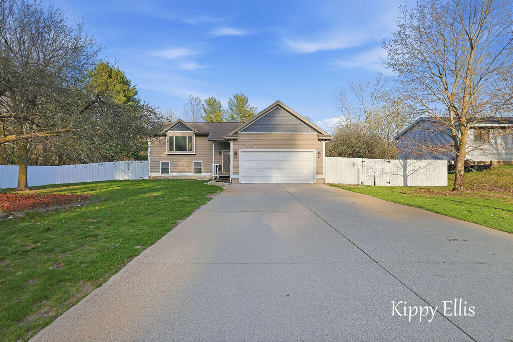566 South Dangl Road Muskegon, MI 49442 - Photo 3 of 36 IMG_1219