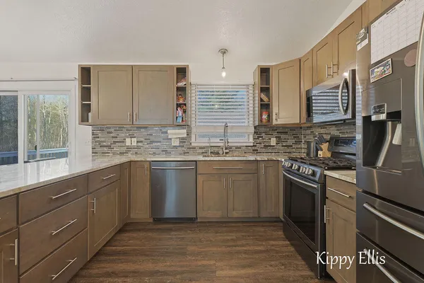 $434,000 | 566 South Dangl Road, Muskegon, MI 49442