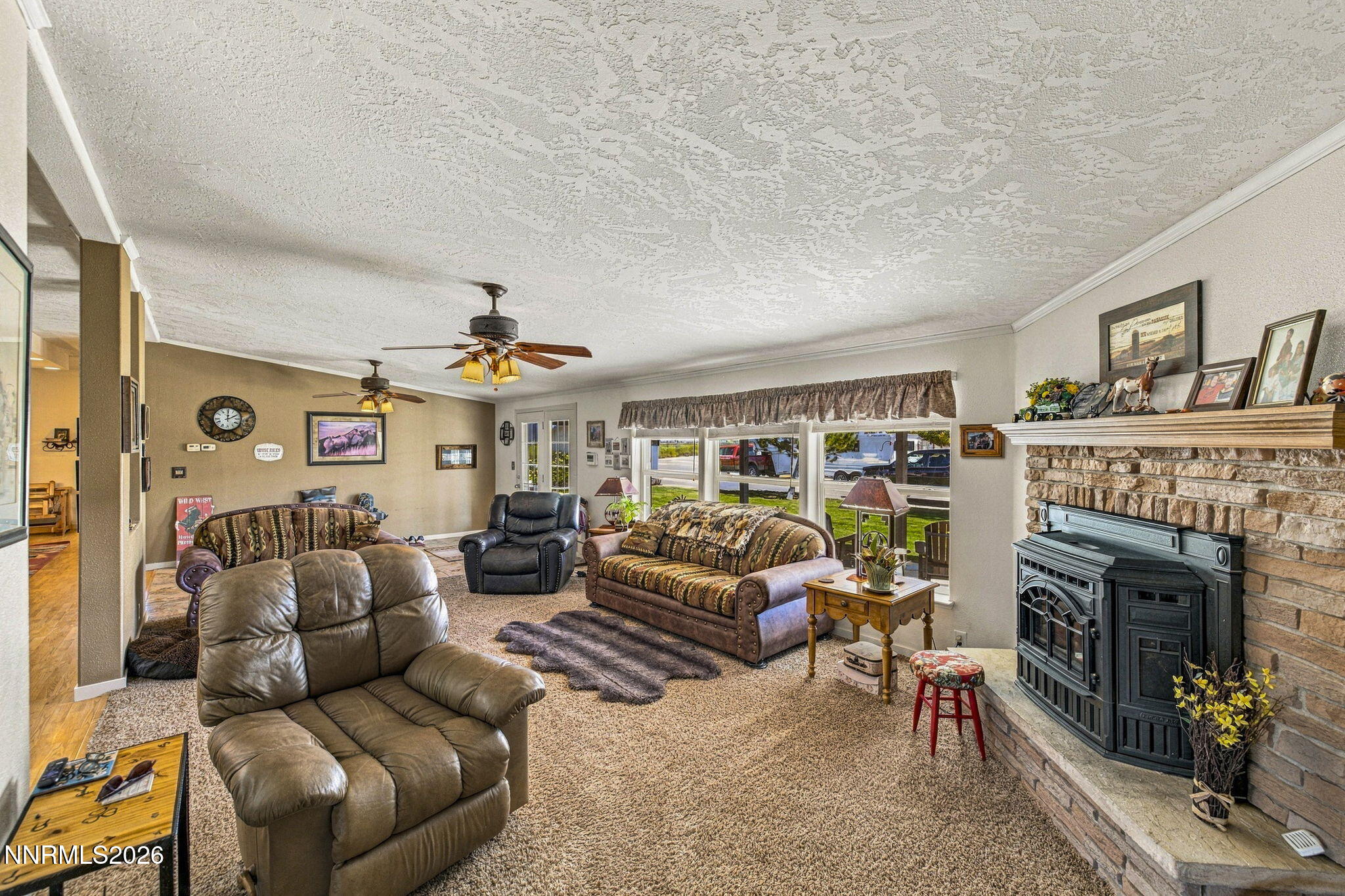 2505 Baines Road Winnemucca, NV 89445 - Photo 8 of 66 Family Room