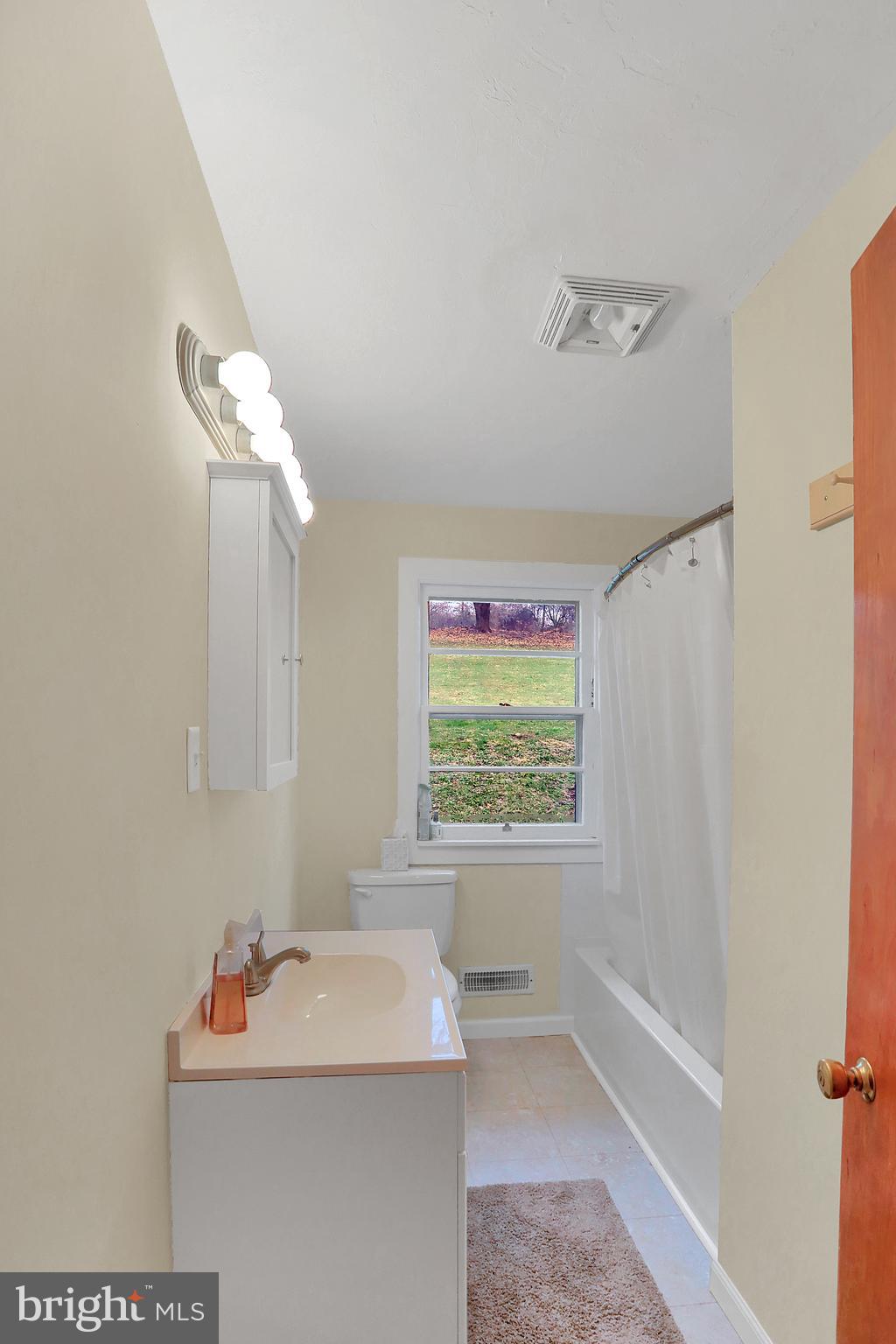 5565 Spring Road Shermans Dale, PA 17090 - Photo 16 of 30 Gallery Image 16