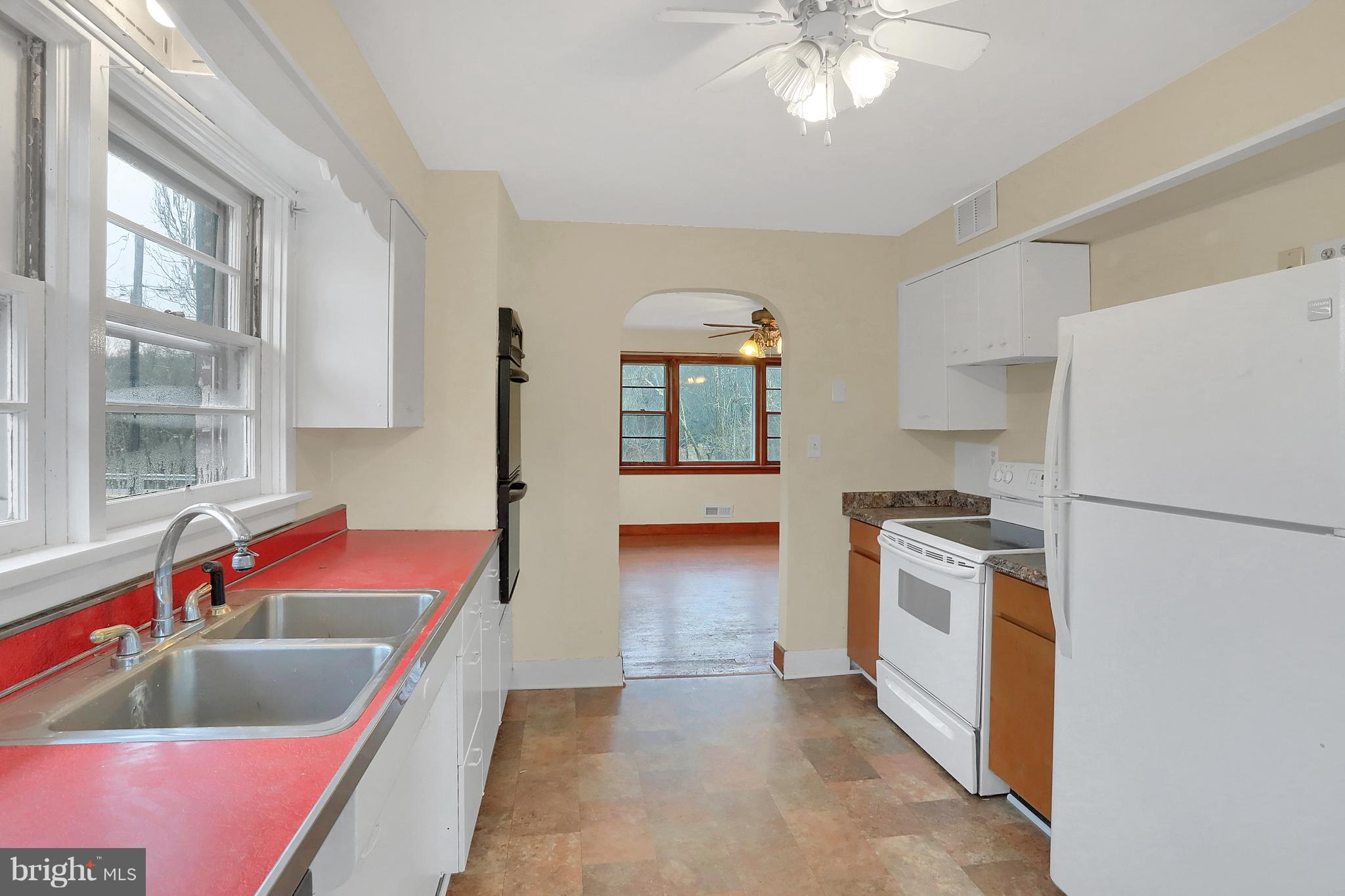 5565 Spring Road Shermans Dale, PA 17090 - Photo 9 of 30 Gallery Image 9