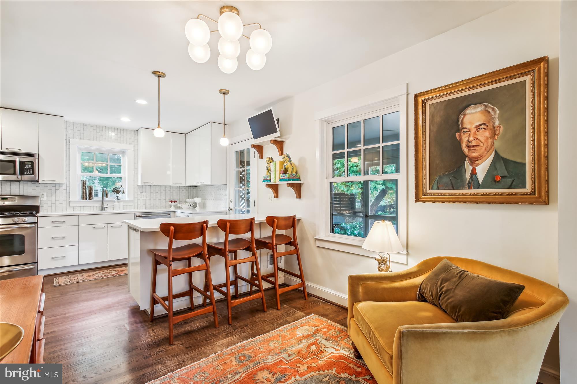 2433 Ridge Rd Drive Alexandria, VA 22302 - Photo 14 of 59 Breakfast Area
