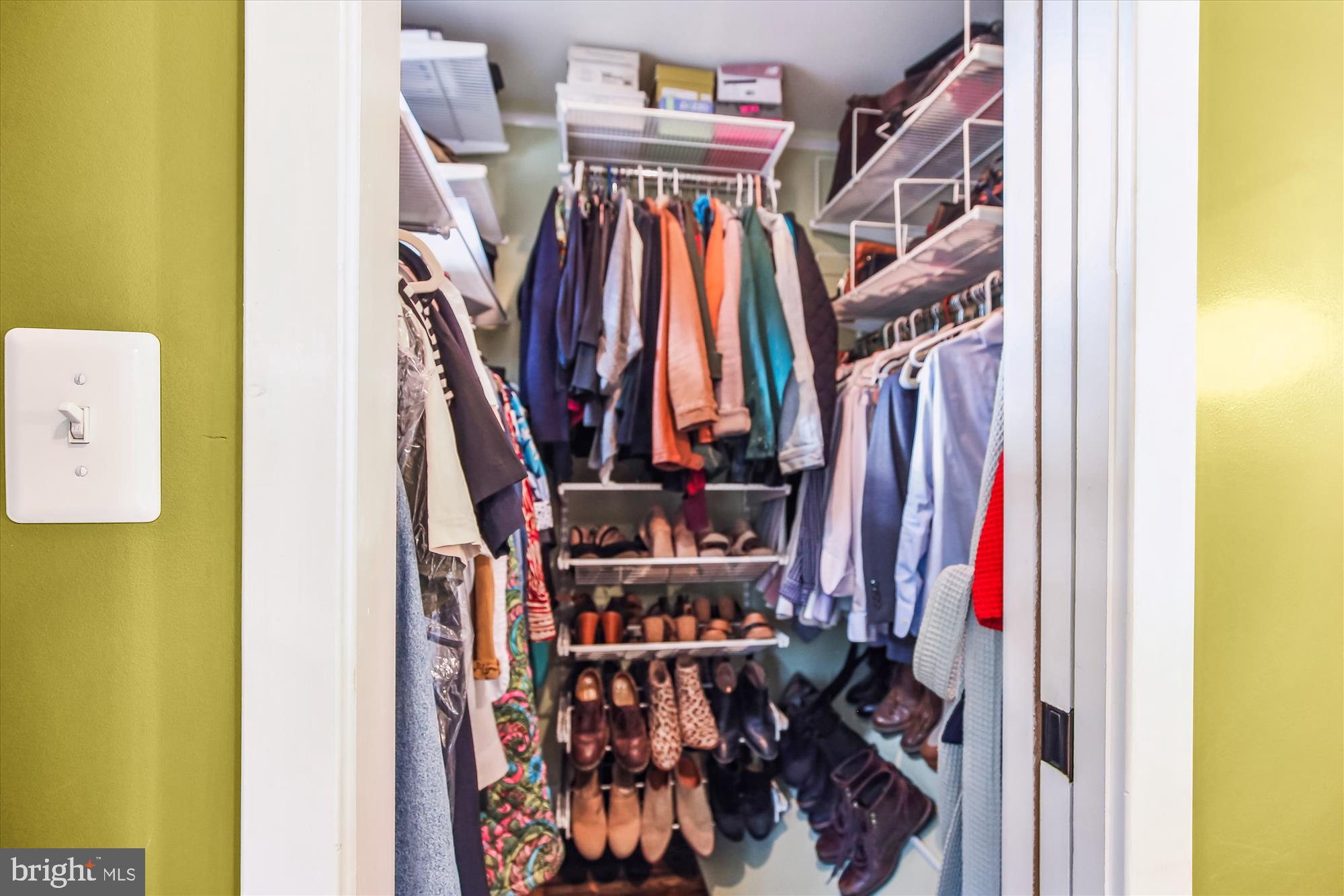 2433 Ridge Rd Drive Alexandria, VA 22302 - Photo 29 of 59 Primary Closet