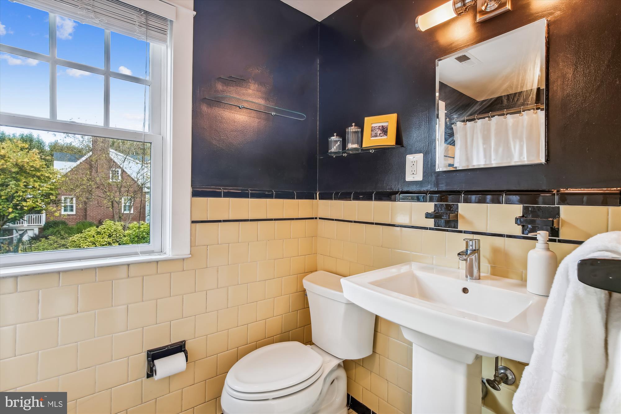 2433 Ridge Rd Drive Alexandria, VA 22302 - Photo 35 of 59 Upstairs, hall bath