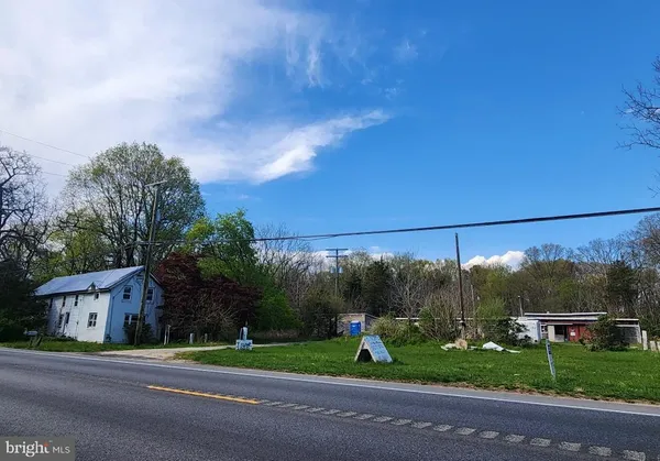 $750,000 | 108 Highway 40, Newfield, NJ 08344