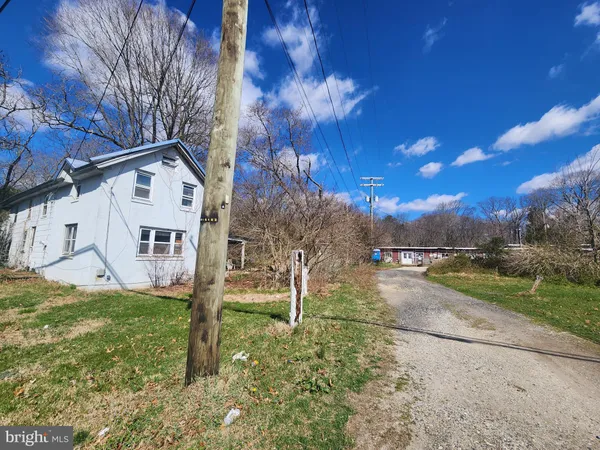 $750,000 | 108 Highway 40, Newfield, NJ 08344