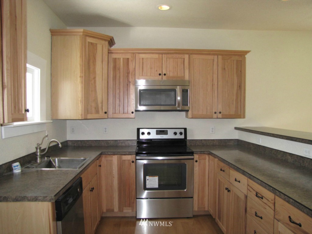 314 Awmiller Road Winlock, WA 98596 - Photo 3 of 15