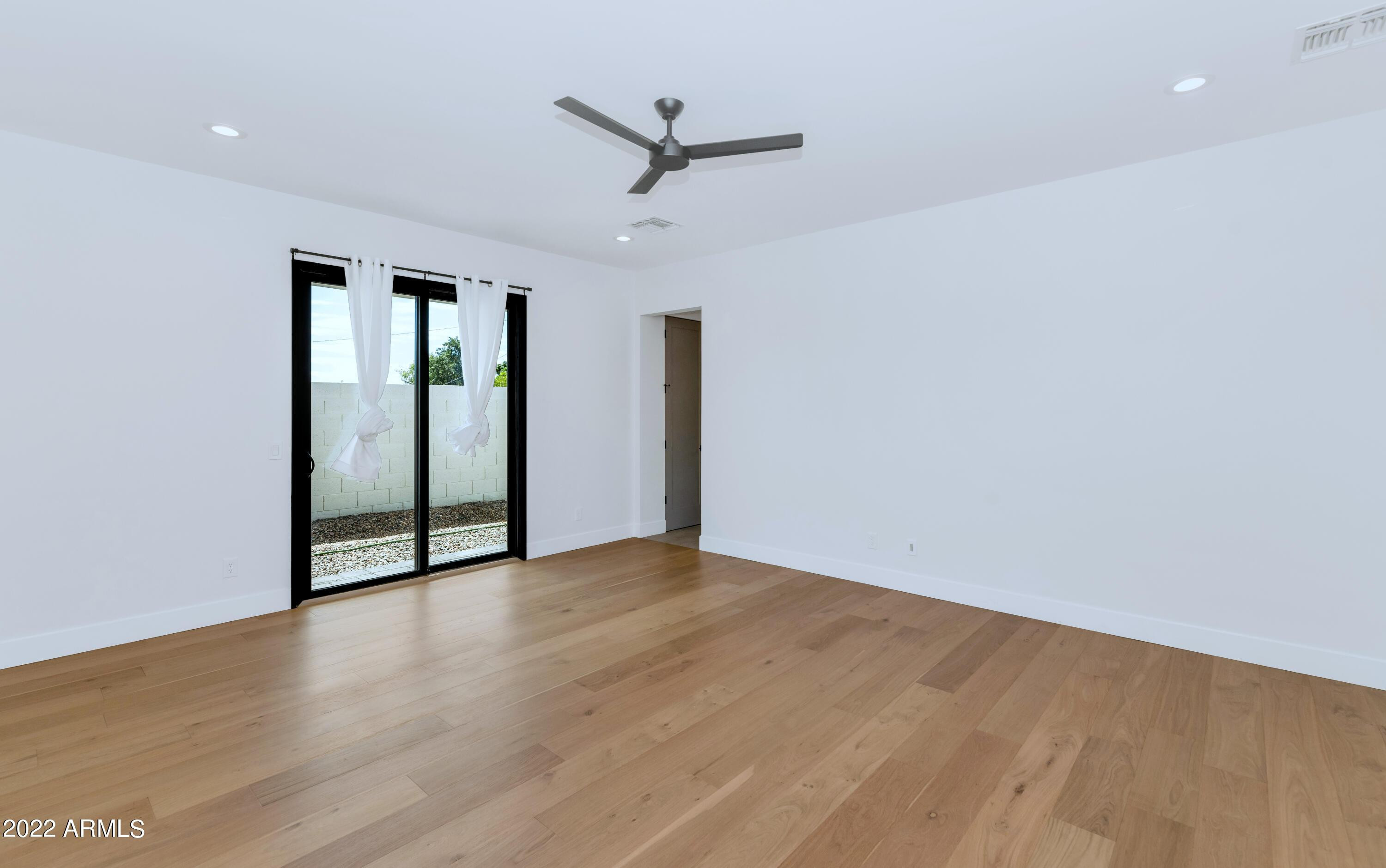 4518 North 39th Street Phoenix, AZ 85018 - Photo 16 of 30 Photo #16