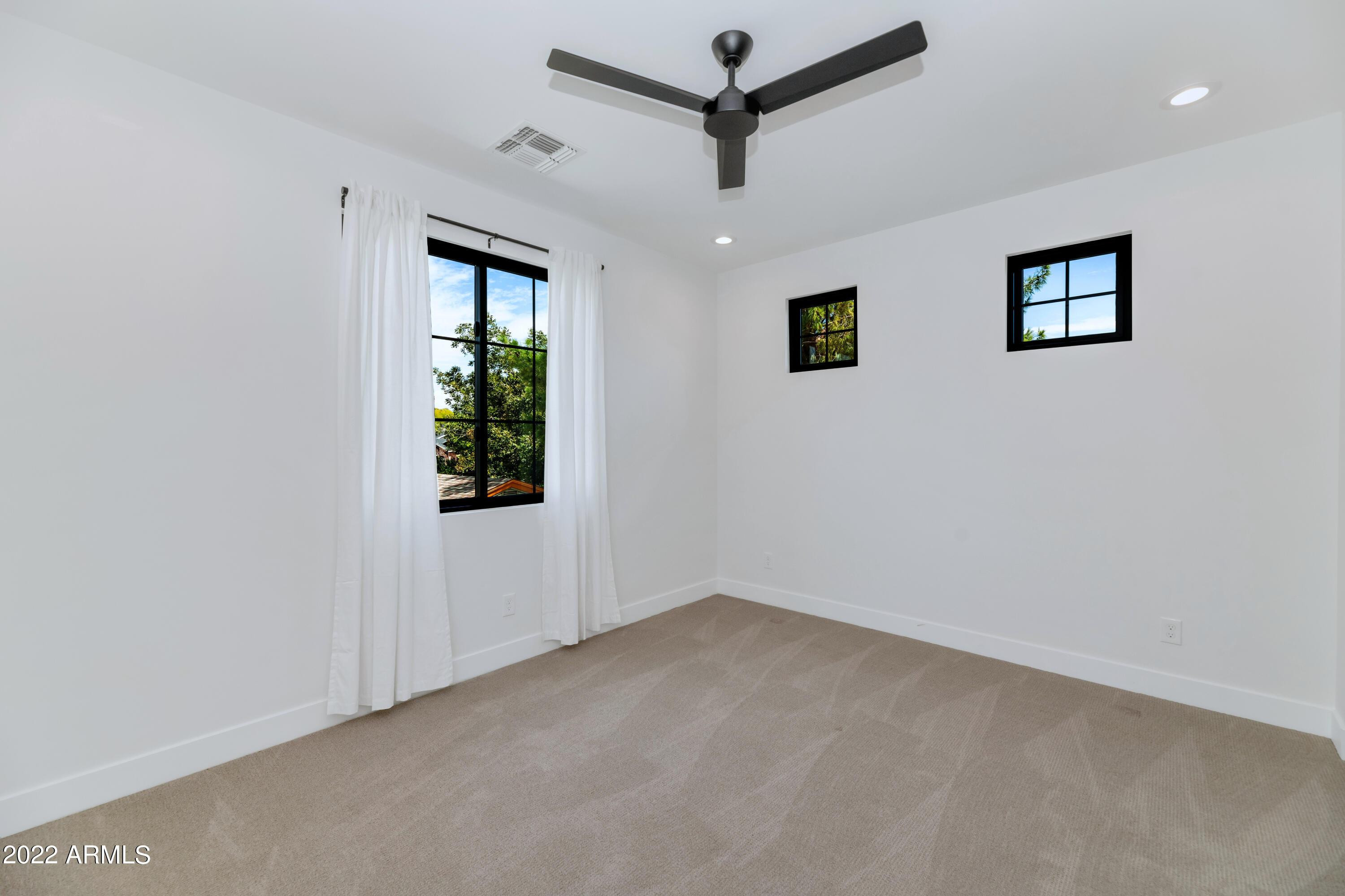 4518 North 39th Street Phoenix, AZ 85018 - Photo 23 of 30 Photo #23