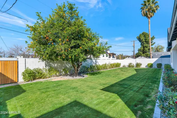 $12,395 | 4518 North 39th Street, Phoenix, AZ 85018