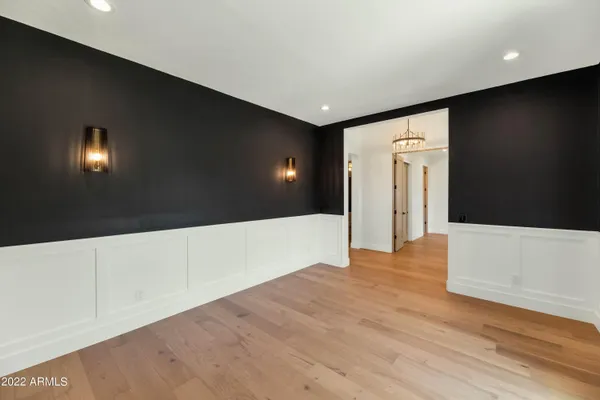 $12,395 | 4518 North 39th Street, Phoenix, AZ 85018