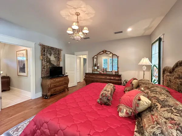 $634,900 | 786 Symphony Way, Freeport, FL 32439