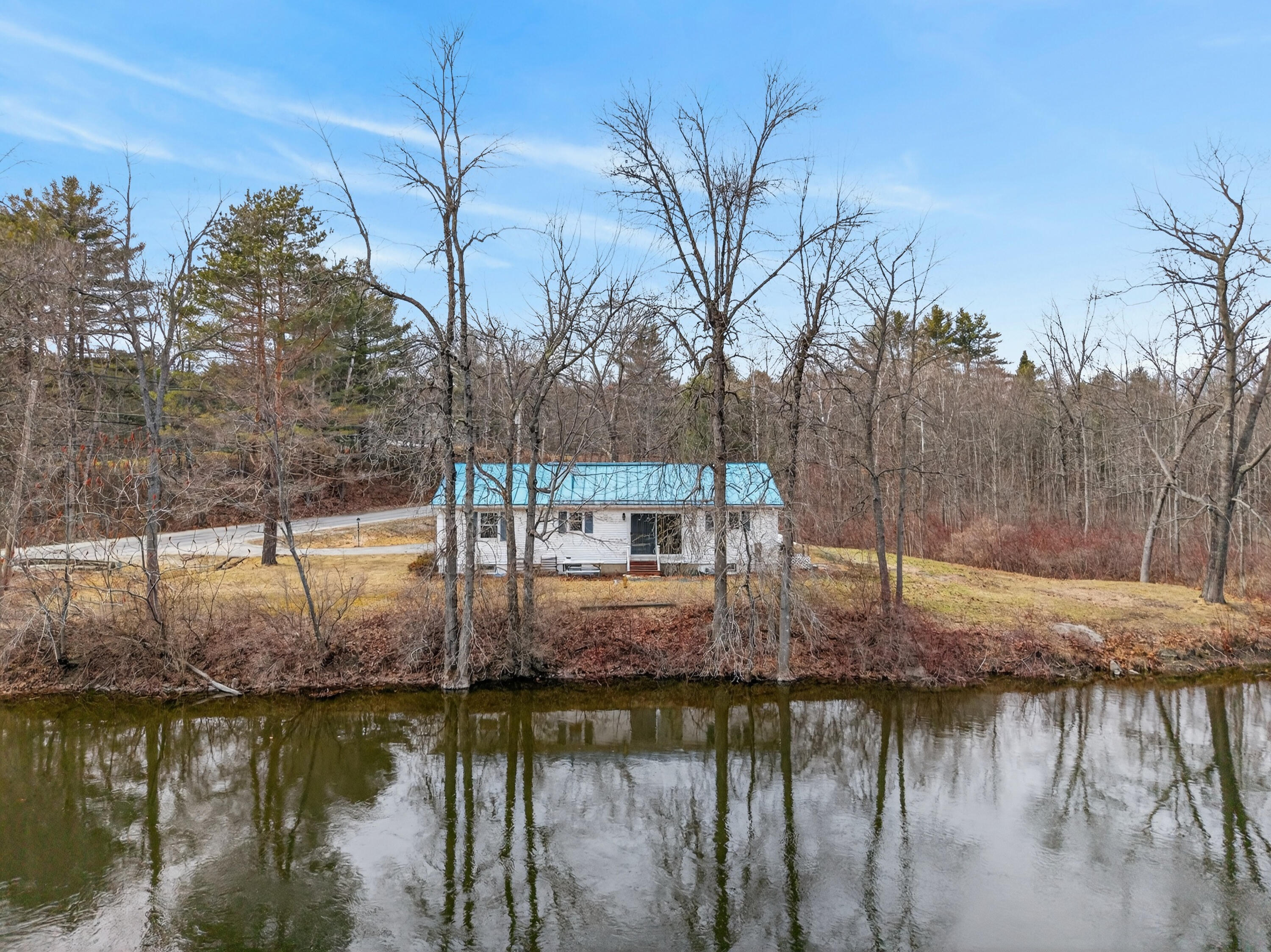 88 County Road Oakland, ME 04963 - Photo 18 of 44 88_County_Rd_093