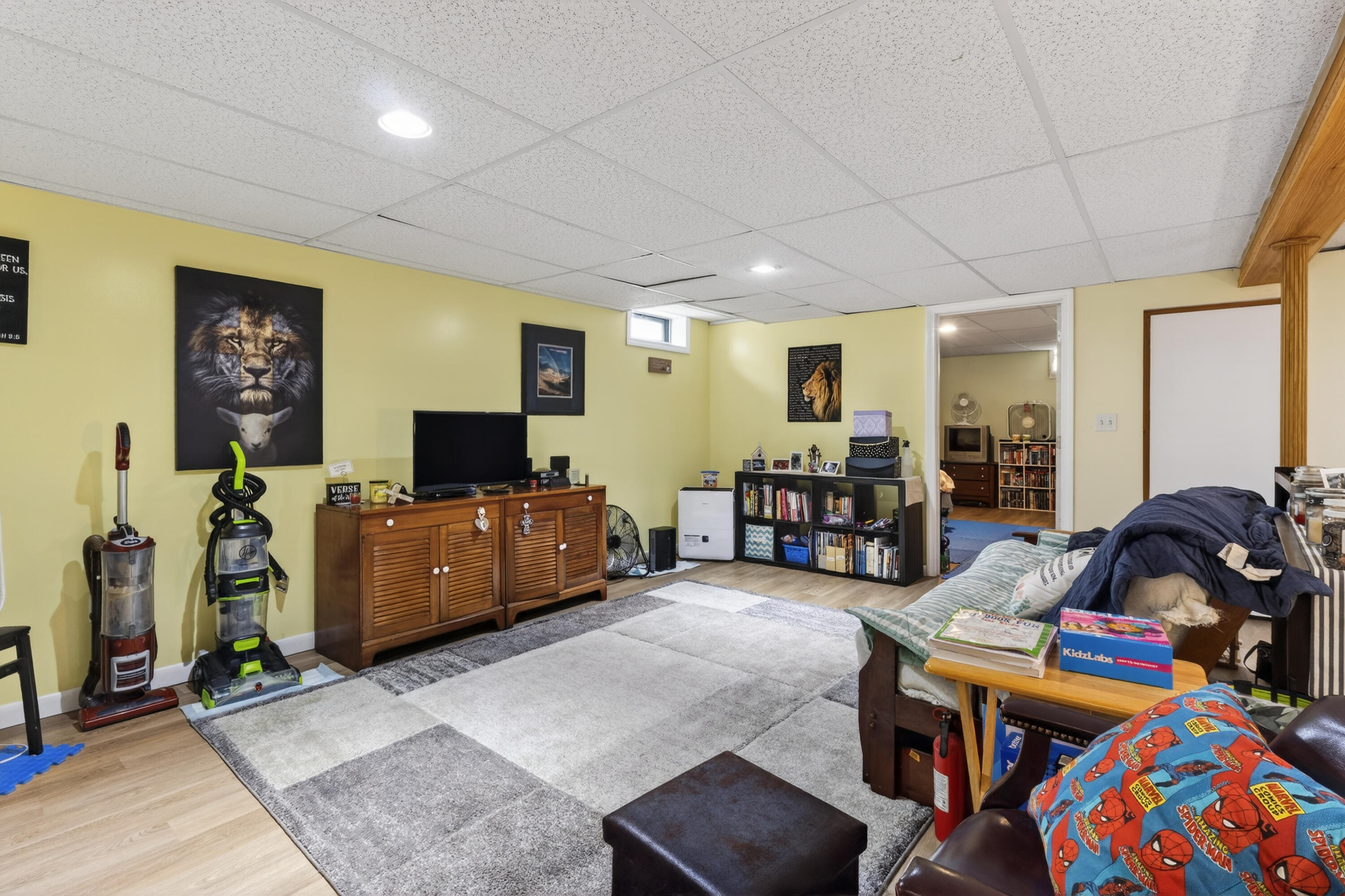 88 County Road Oakland, ME 04963 - Photo 7 of 44 88_County_Rd_060