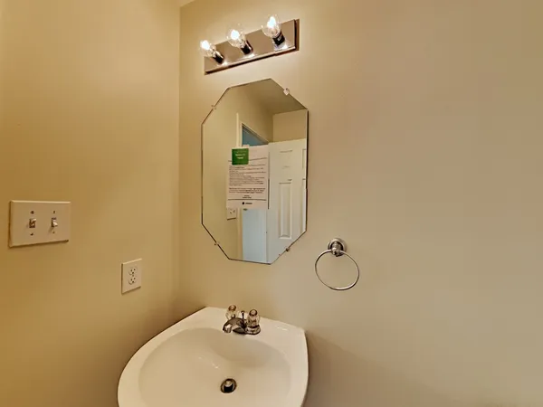 $1,890 | 2411 Lago Mirado Way, Richmond, TX 77406