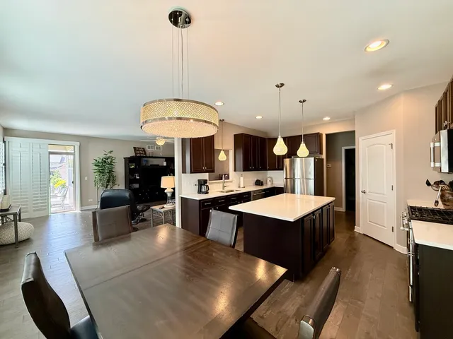 $560,000 | 21053 Benjamin Drive, Shorewood, IL 60404