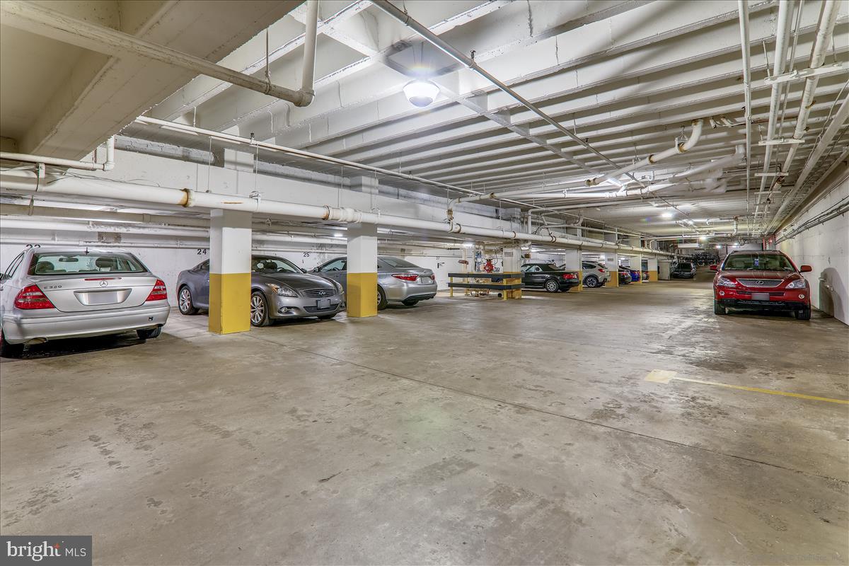 2501 Calvert Street Northwest, Unit 804 Washington, DC 20008 - Photo 36 of 45 Community Parking