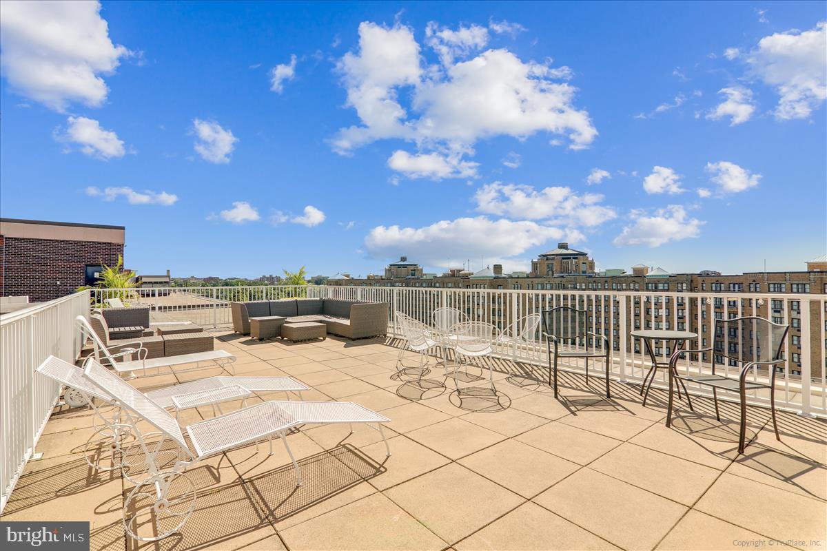 2501 Calvert Street Northwest, Unit 804 Washington, DC 20008 - Photo 41 of 45 Roof deck view