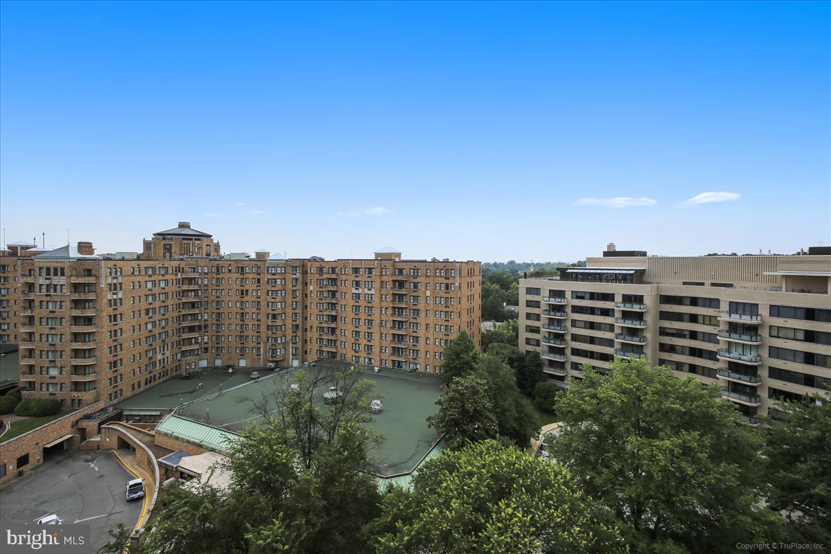 2501 Calvert Street Northwest, Unit 804 Washington, DC 20008 - Photo 44 of 45 Roof deck view