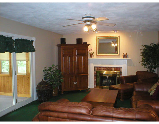 170 Taft Road Wilmington, MA 01887 - Photo 2 of 10 Gallery Image 2