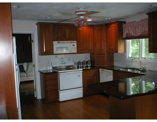 170 Taft Road Wilmington, MA 01887 - Photo 4 of 10 Gallery Image 4