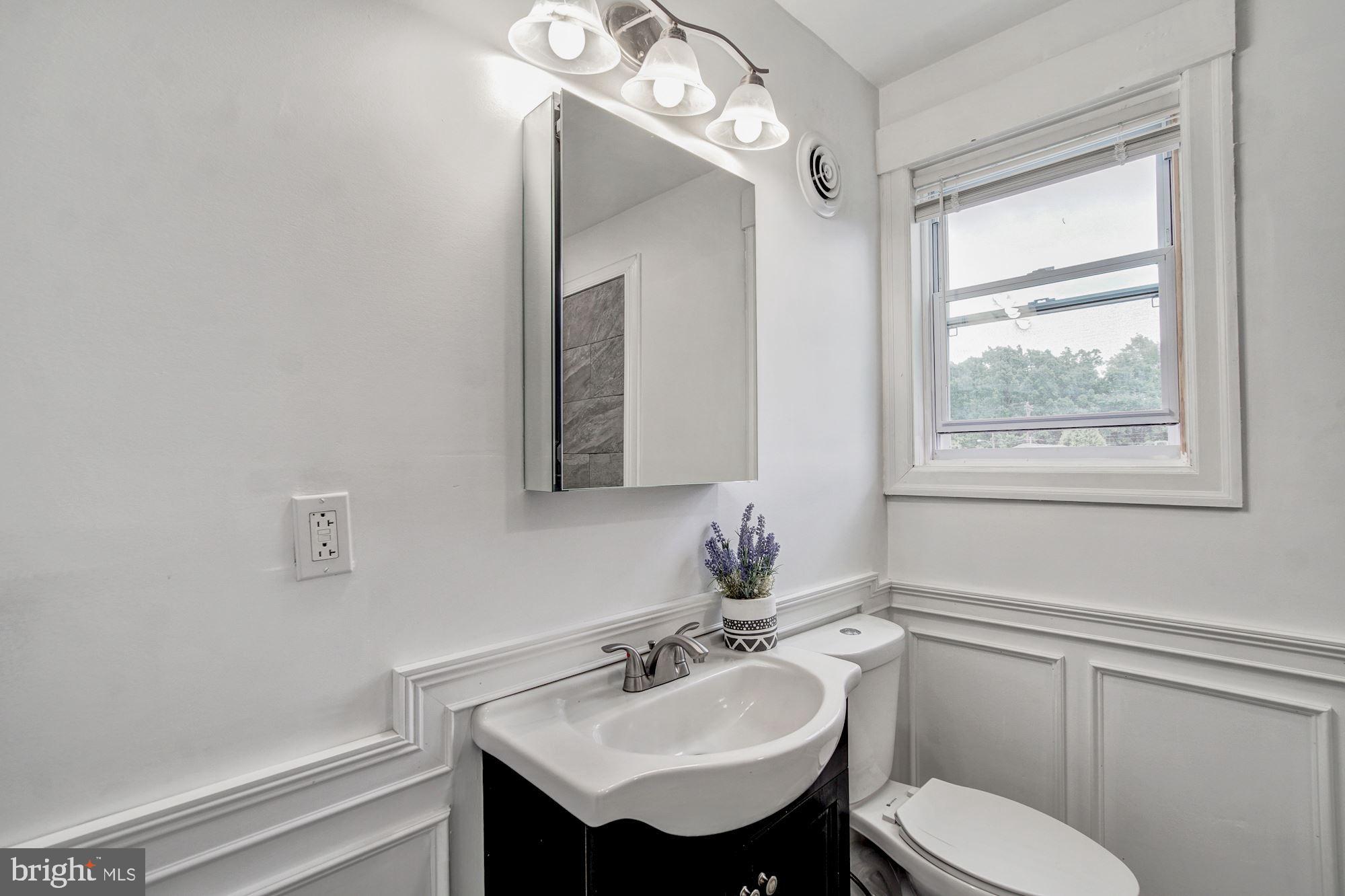 827 Rhawn Street Philadelphia, PA 19111 - Photo 19 of 22 Gallery Image 19