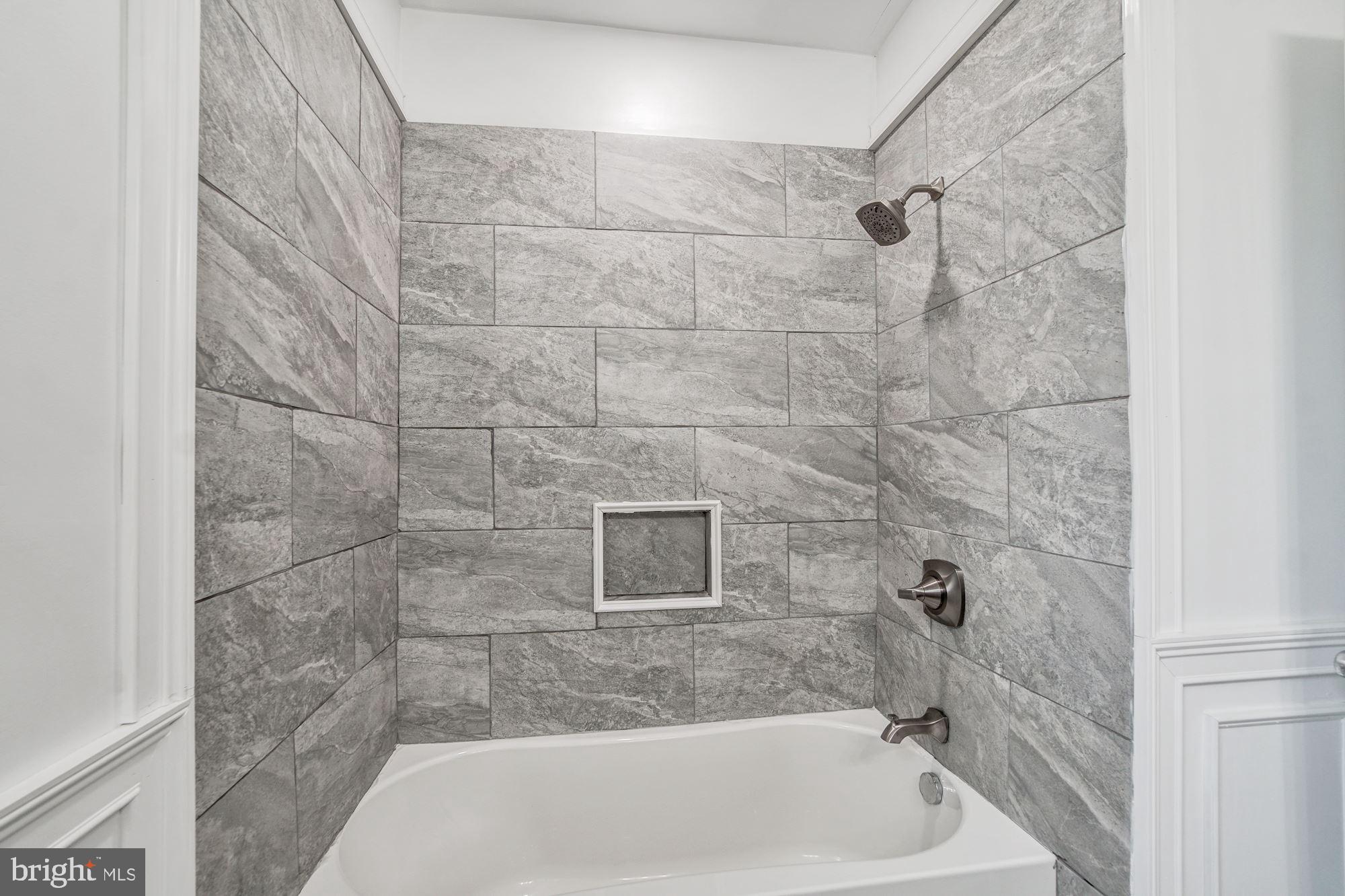 827 Rhawn Street Philadelphia, PA 19111 - Photo 20 of 22 Gallery Image 20