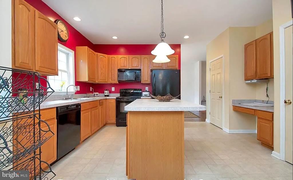 14611 Round Hill Road King George, VA 22485 - Photo 6 of 18 Gallery Image 6